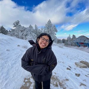 Meet your Posher, Arwa